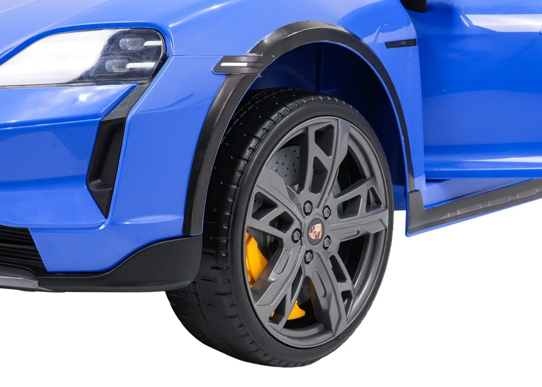 Porsche Taycan Turbo S plavo vozilo_25