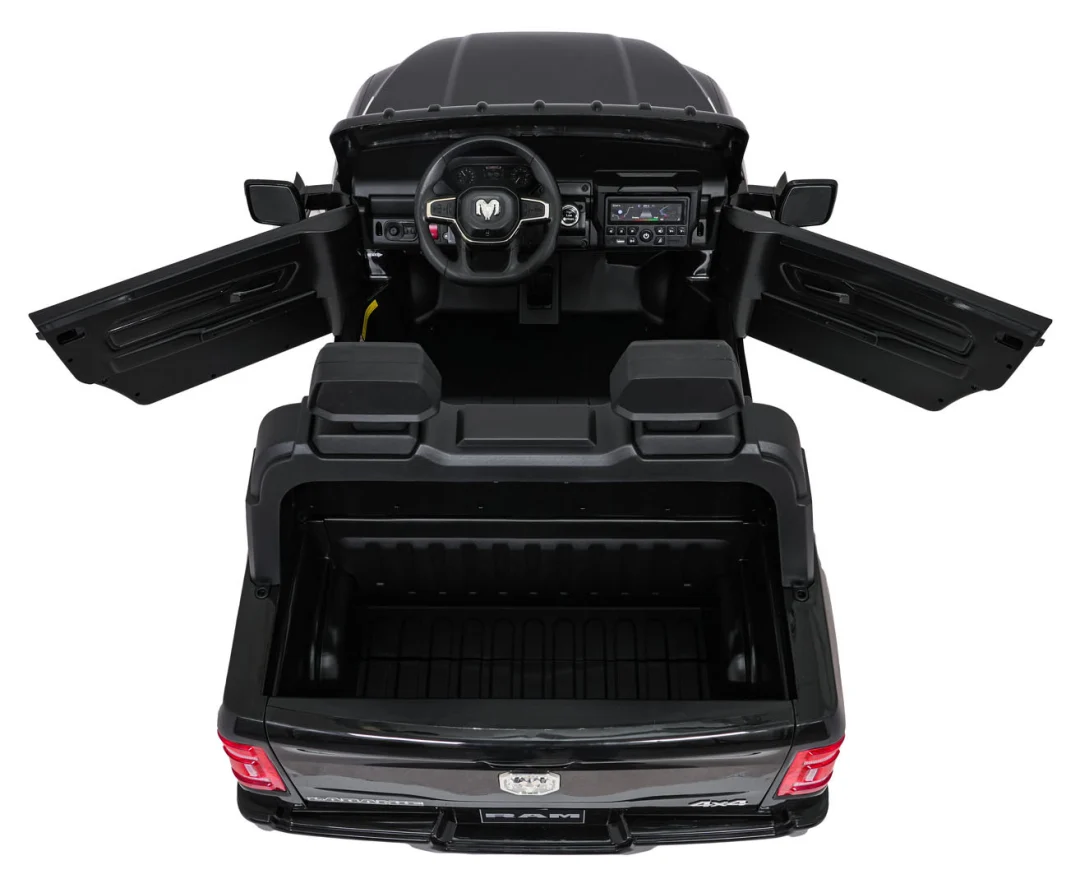 RAM 3500 Crno vozilo_11
