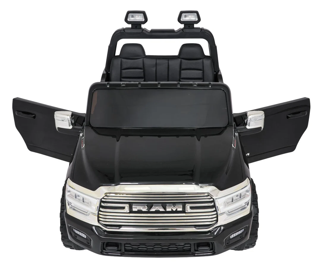 RAM 3500 Crno vozilo_12