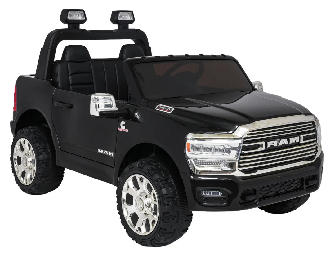 RAM 3500 Crno vozilo_4