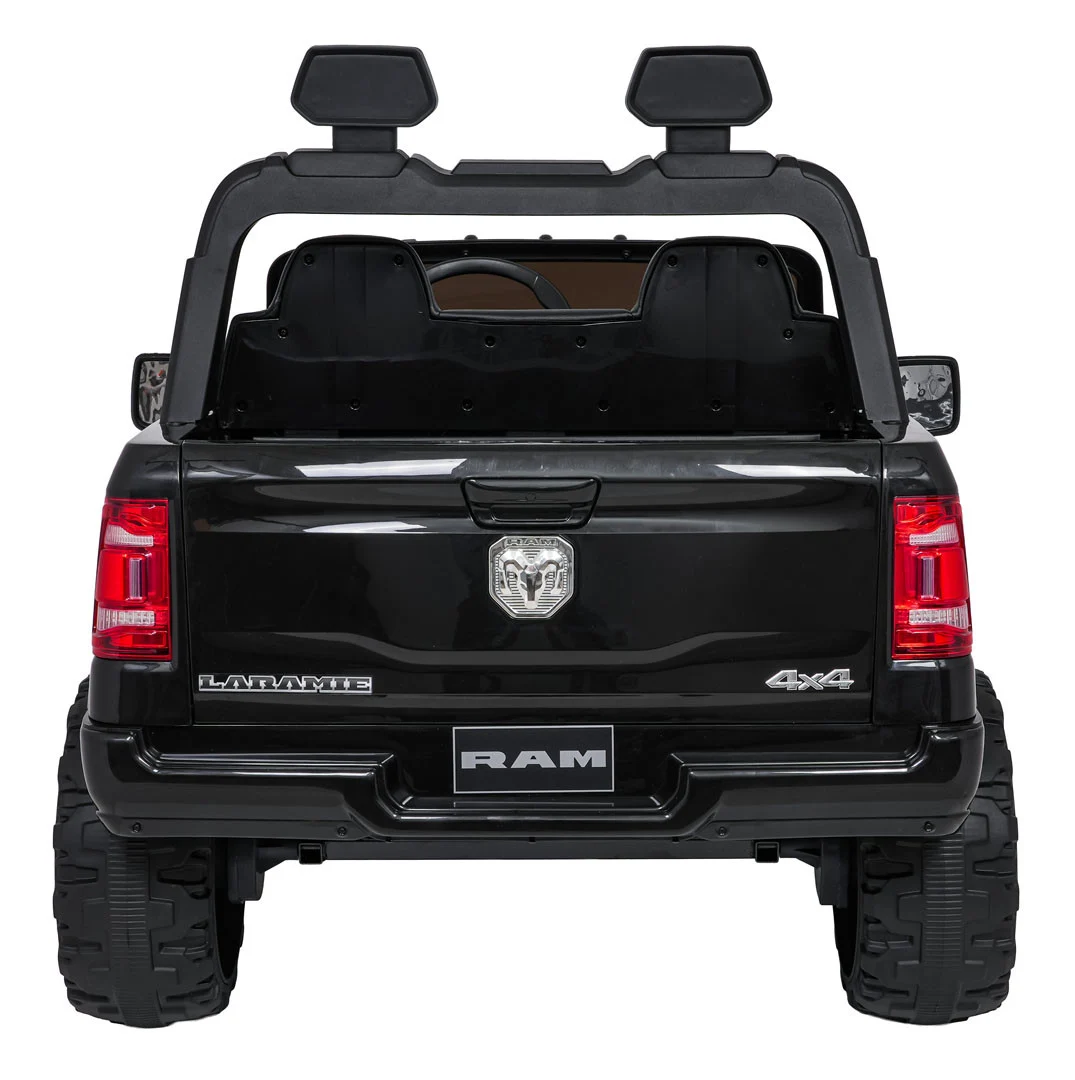 RAM 3500 Crno vozilo_9
