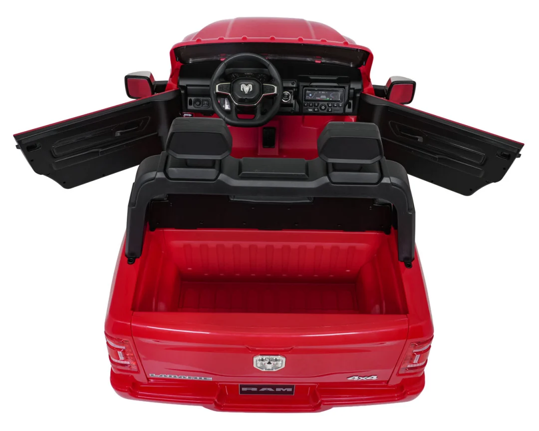 RAM 3500 Crveno vozilo_11