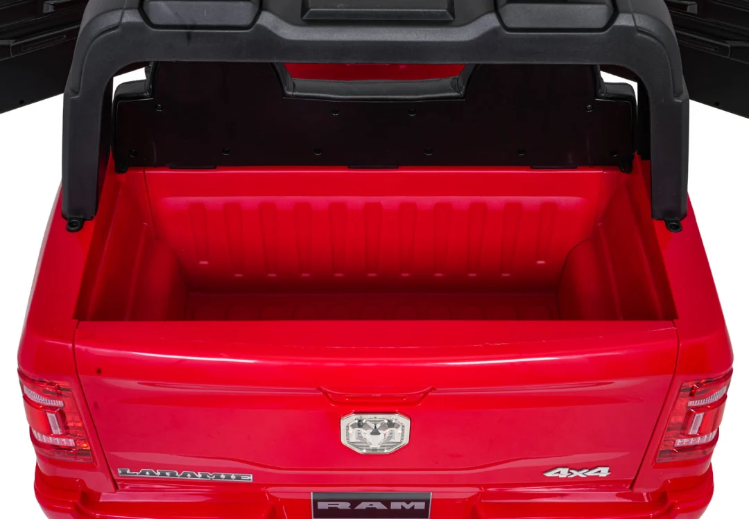 RAM 3500 Crveno vozilo_20