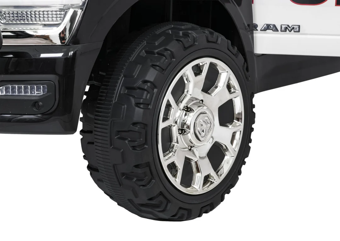 RAM 3500 Policijsko crno vozilo_22