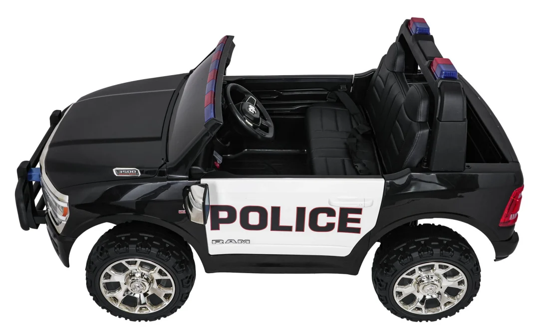 RAM 3500 Policijsko crno vozilo_7