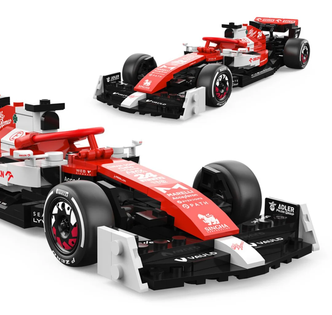 RASTAR Alfa Romeo F1 C42 kocke 1:24 340 dijelova_10