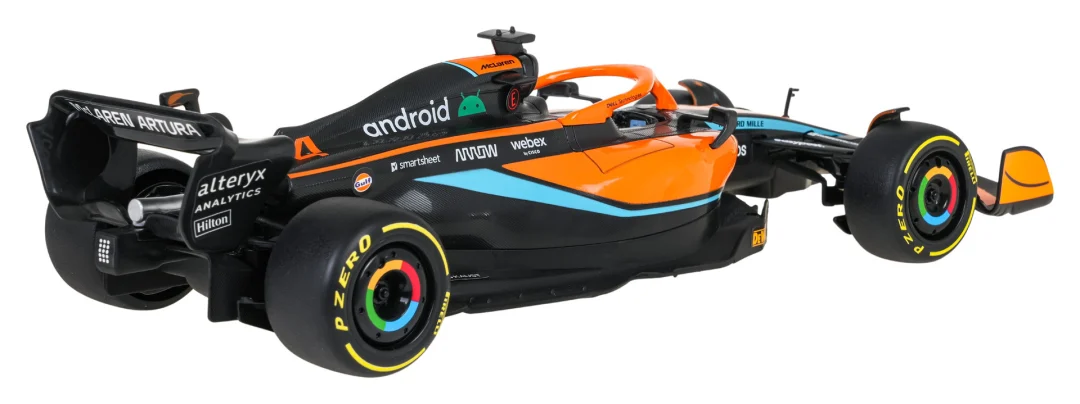 R/C auto 1:18 McLaren F1 MCL36 narančasti RASTAR_4
