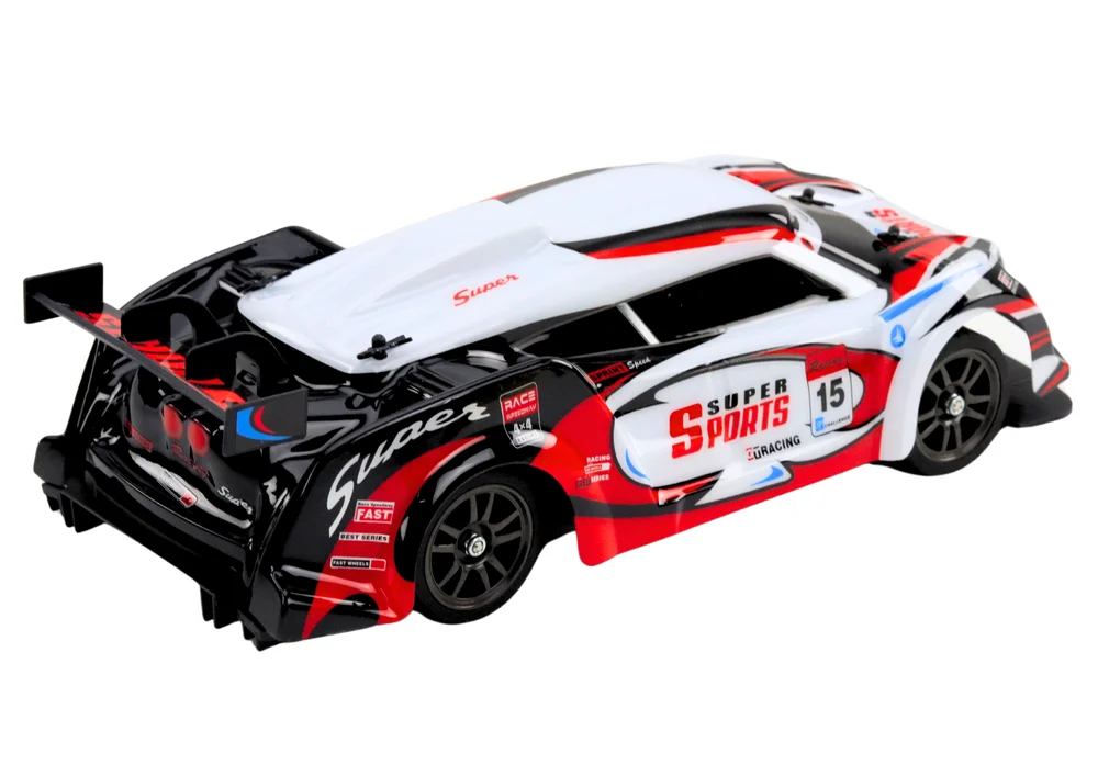 RC sportski automobil 1:16 Drift s izmjenjivim kotačima bijeli i crveni_3