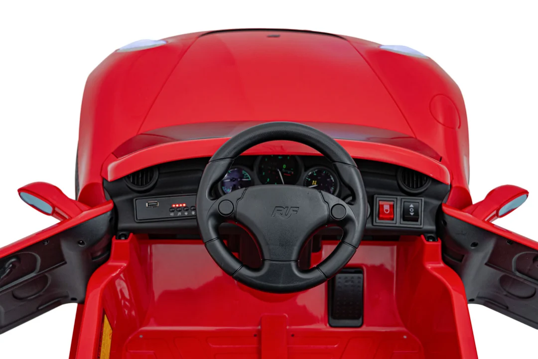 RUF CTR3 crveno vozilo_15