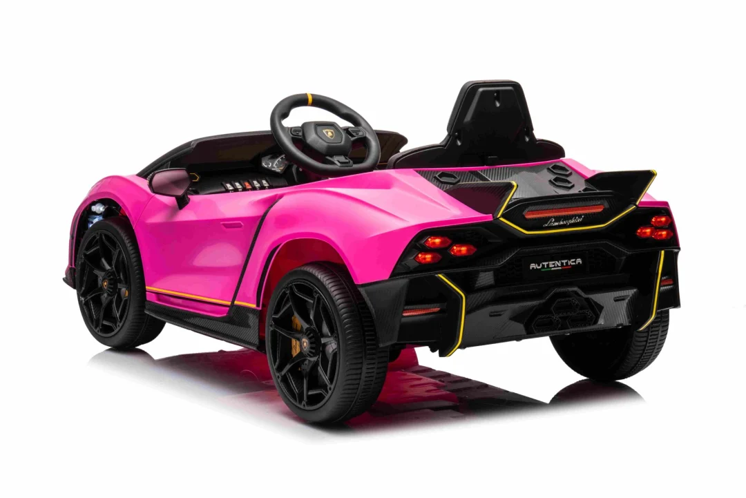 Ružičasto vozilo Lamborghini Invencible_5
