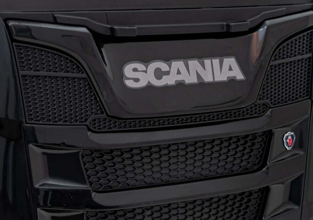Scania R-SERIE crno vozilo_19