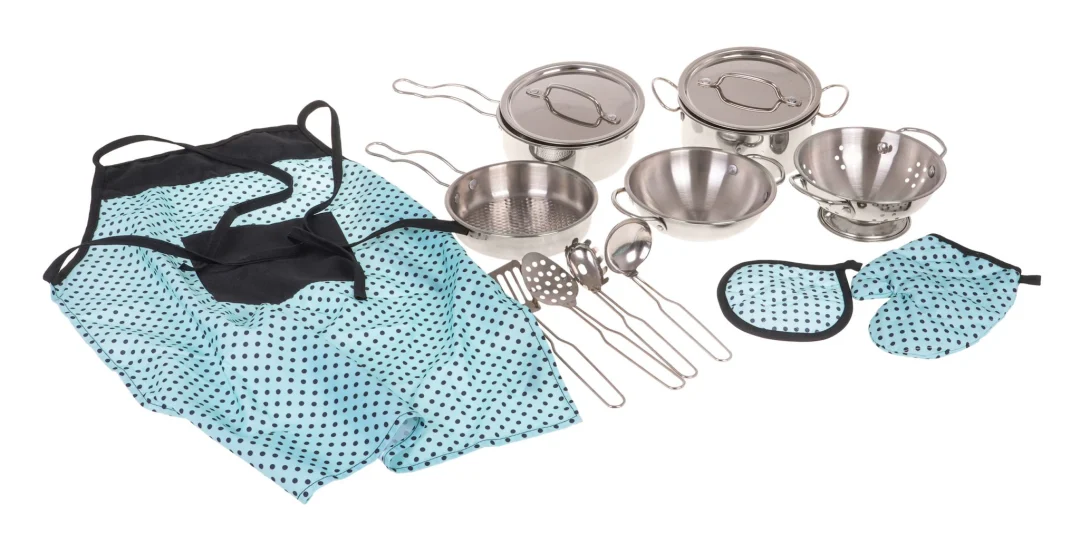 Set metalnih lonaca 13 dijelova + pregača 3+_3