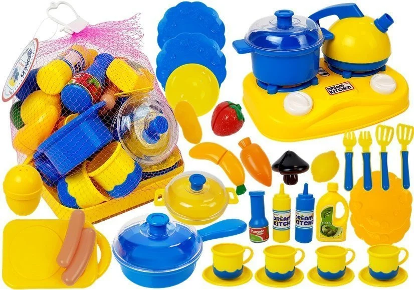 Set plastičnog posuđa za malog kuhara_1