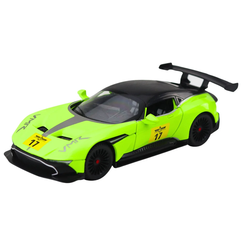 Sportski automobil sa svjetlima za povlačenje unatrag zvuči zeleno 1:22_2