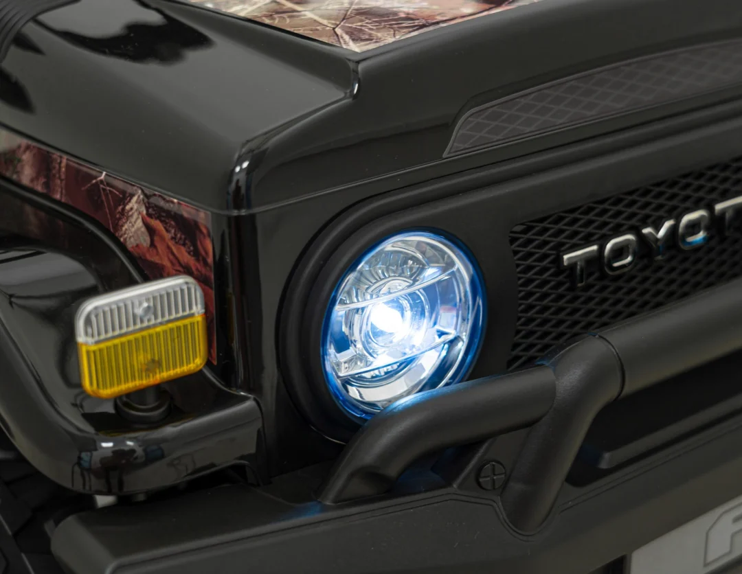 Toyota FJ Cruiser za djecu Crno terensko vozilo + daljinski upravljač_17