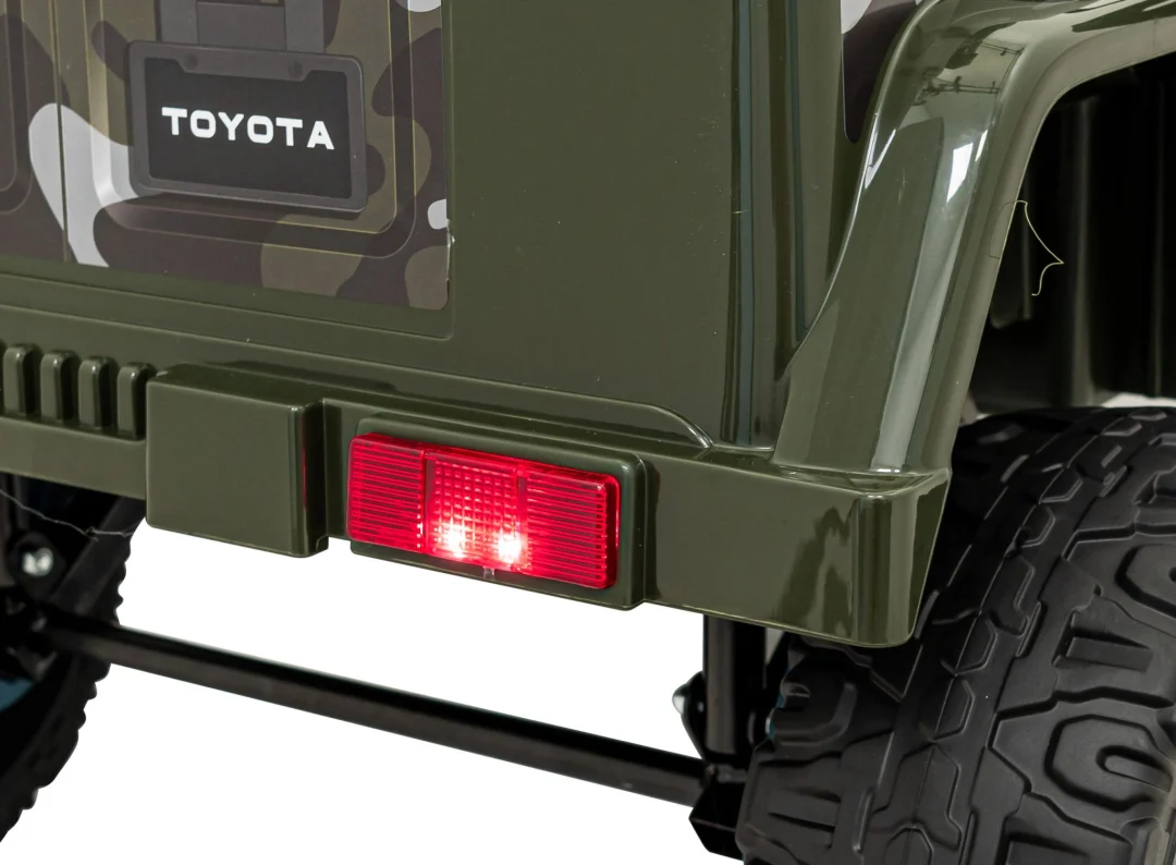 Toyota FJ Cruiser za djecu Moro + Daljinski upravljač + 4x4 pogon + Audio LED + EVA + Sporo, zelena_18
