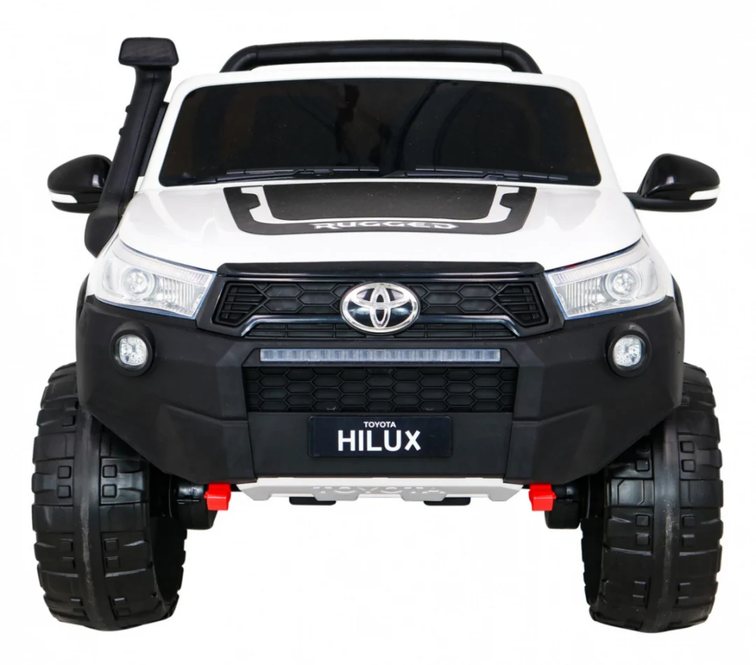 Toyota Hilux bijelo vozilo_3