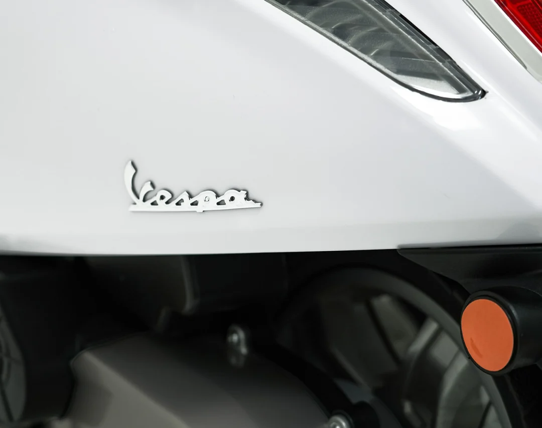 Vespa ROMA skuter vozilo bijeli motocikl za djecu, bijela motor na akumulator_26