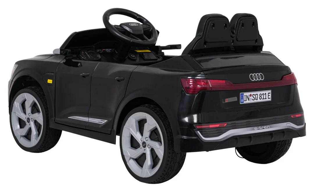 Vozilo Audi SQ8 crni + 2,4 GHz daljinski_6