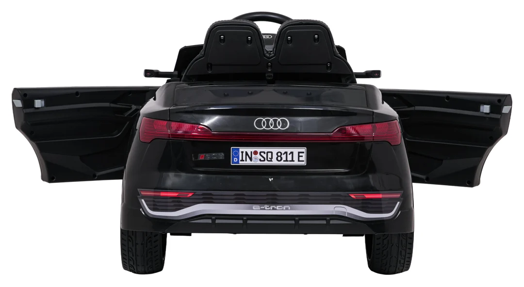 Vozilo Audi SQ8 crni + 2,4 GHz daljinski_9