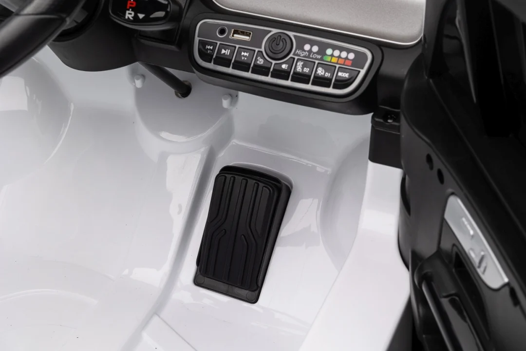 Vozilo Mercedes Benz EQA 250 Bijela_61