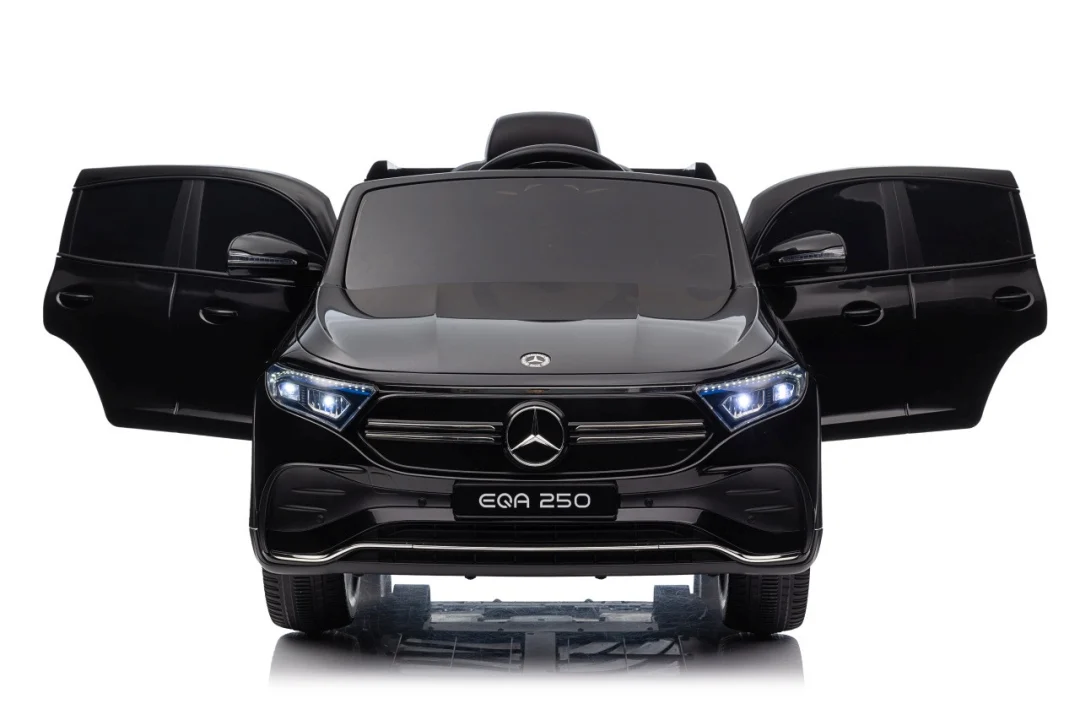 Vozilo Mercedes Benz EQA 250 Crno_21