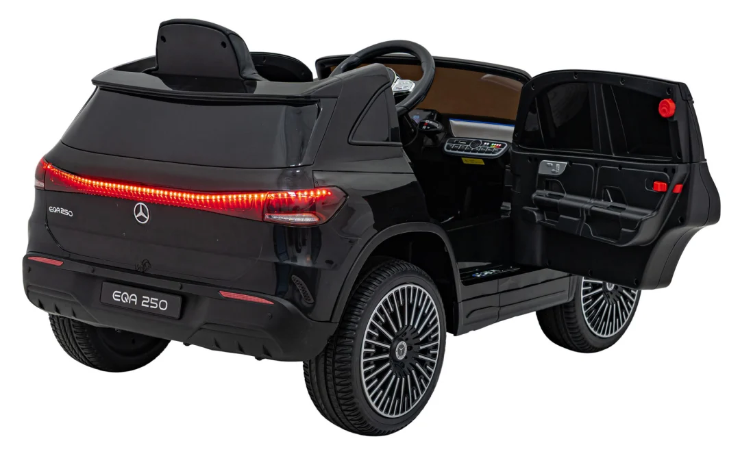 Vozilo Mercedes Benz EQA 250 Crno_22