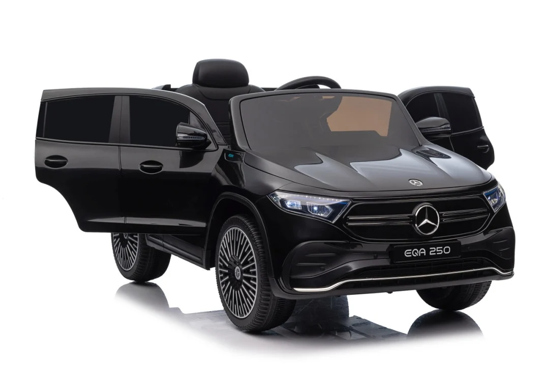 Vozilo Mercedes Benz EQA 250 Crno_37