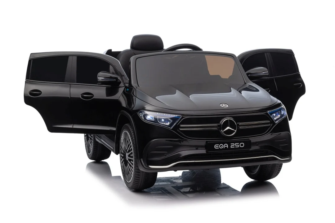 Vozilo Mercedes Benz EQA 250 Crno_39