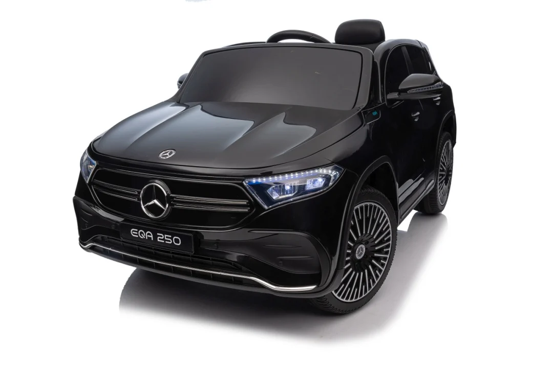 Vozilo Mercedes Benz EQA 250 Crno_49