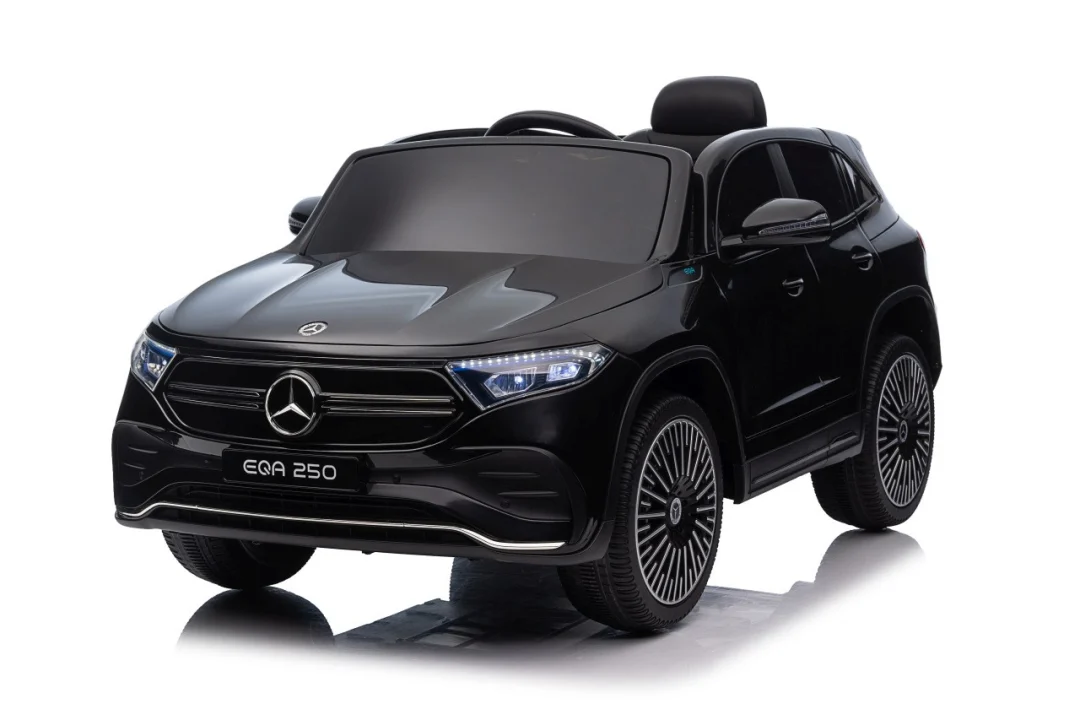 Vozilo Mercedes Benz EQA 250 Crno_51