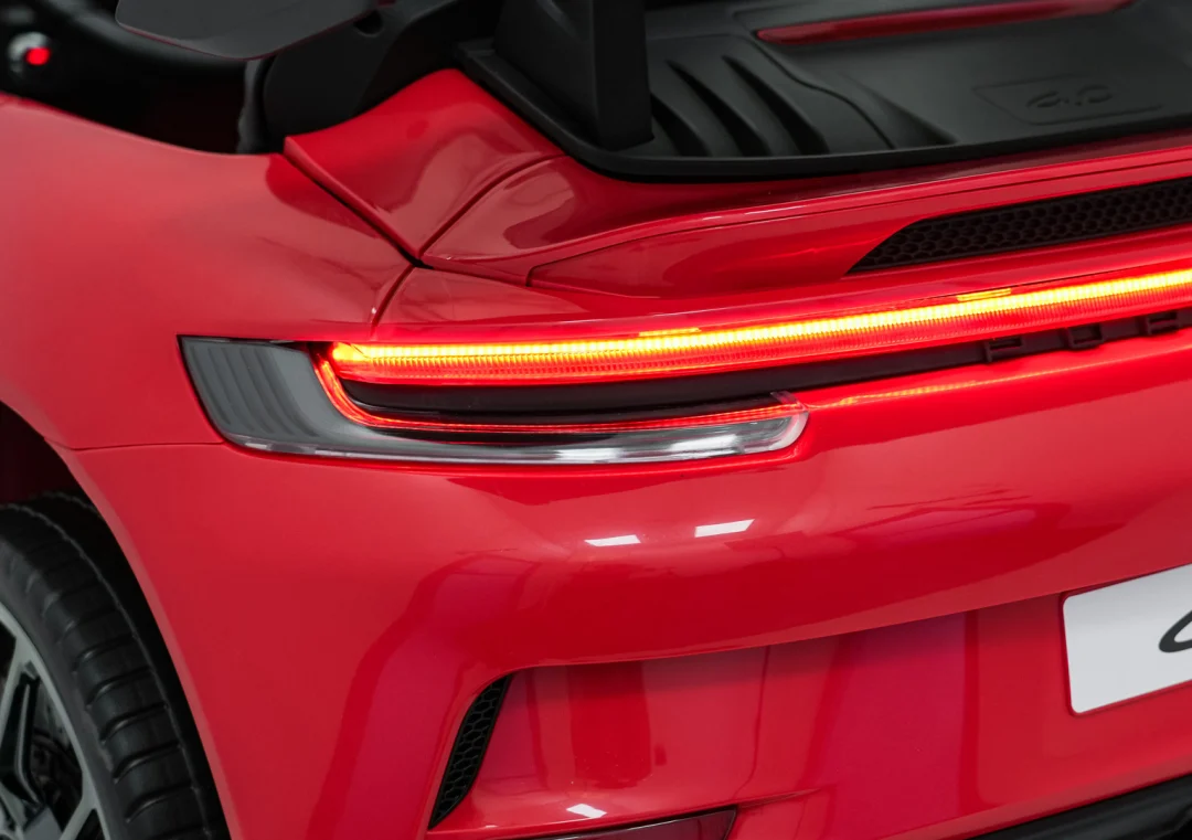 Vozilo Porsche 911 GT3 STRONG Crveno_31