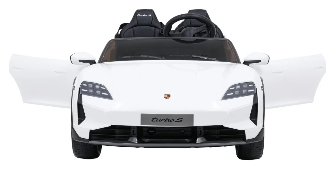 Vozilo Porsche Taycan Turbo S bijela boja_11