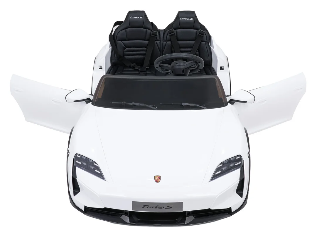 Vozilo Porsche Taycan Turbo S bijela boja_12