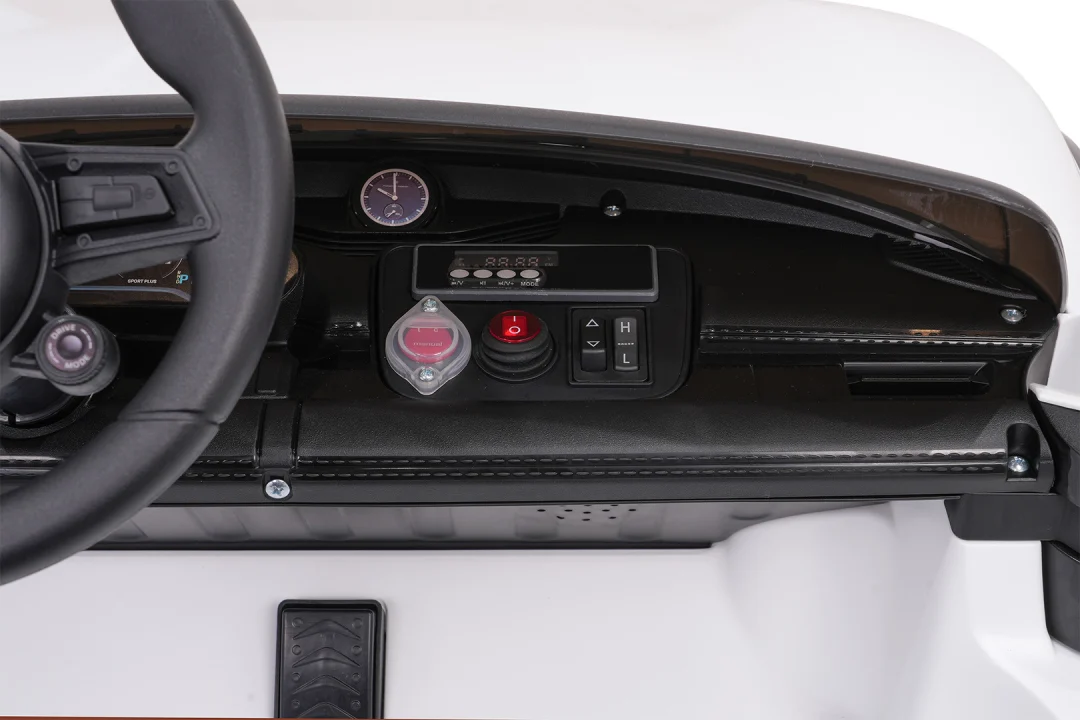 Vozilo Porsche Taycan Turbo S bijela boja_18
