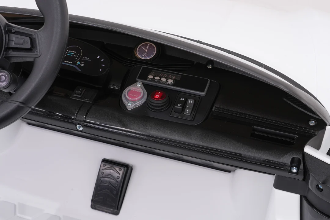 Vozilo Porsche Taycan Turbo S bijela boja_19