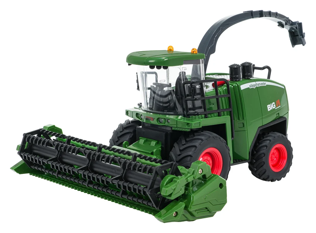 Zeleni R/C kombajn_4