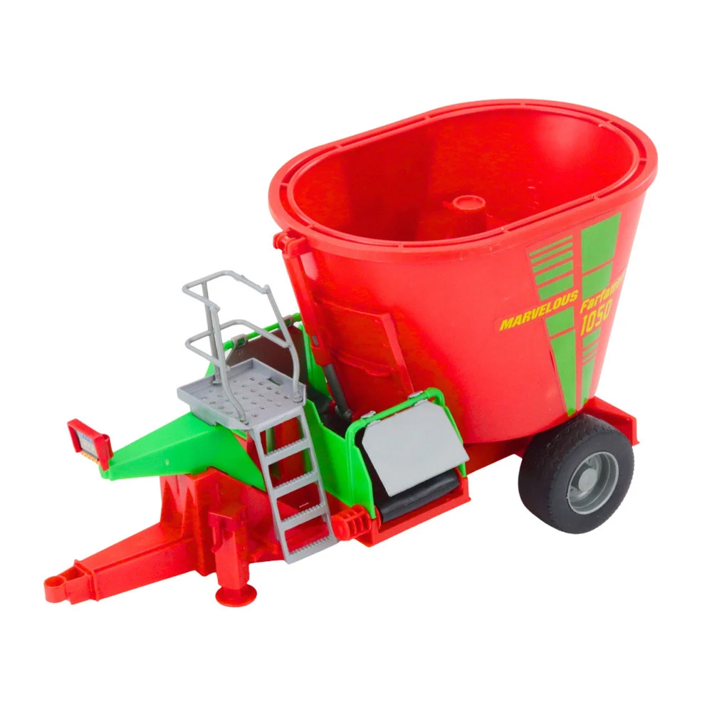 Zeleni poljoprivredni traktor s prikolicom i mješalicom za stočnu hranu 50 cm_3