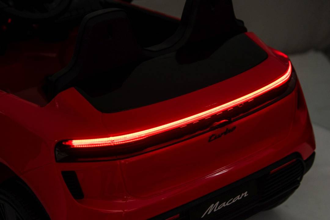 Dječji auto na akumulator Porsche Macan crveni_33