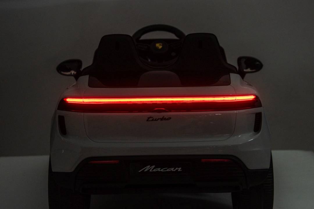 Dječji auto na akumulator Porsche Macan roza_49
