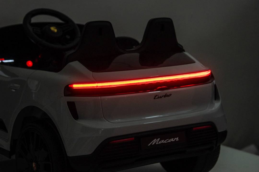 Dječji auto na akumulator Porsche Macan roza_50