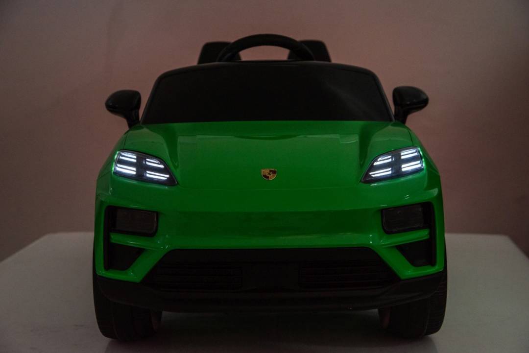 Električni auto za djecu Porsche Macan zeleni_40