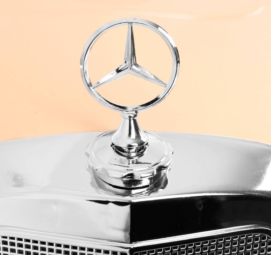 Mercedes-Benz 300S retro auto na akumulator crno_6